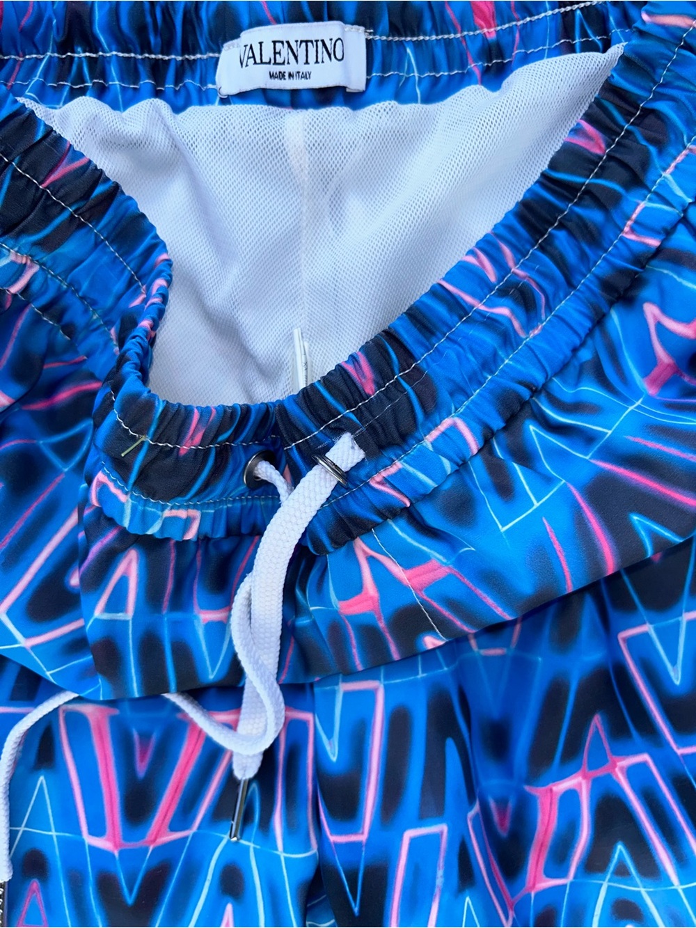 Swimming Trunks - Picture 2 of 9